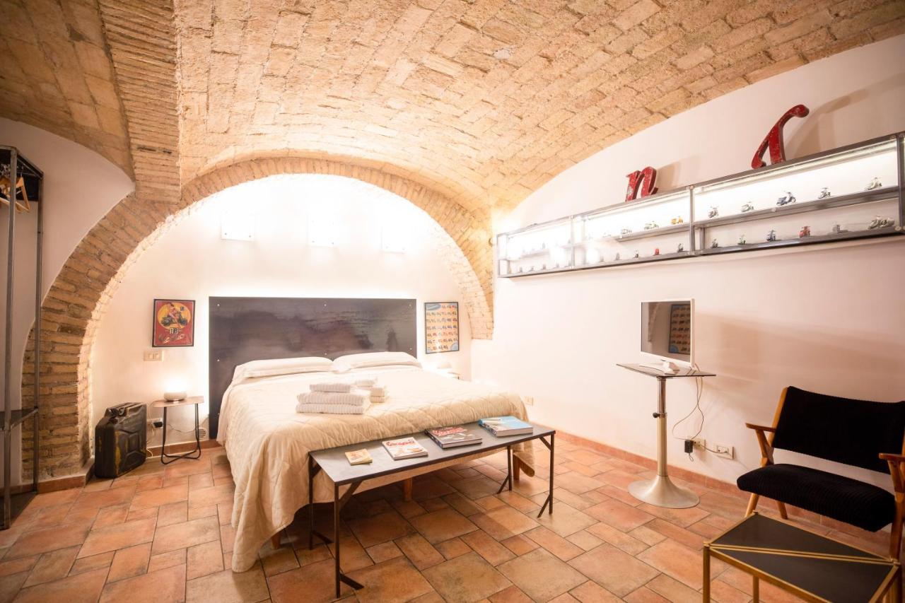 Restart Accommodations Balestra Rome Bagian luar foto