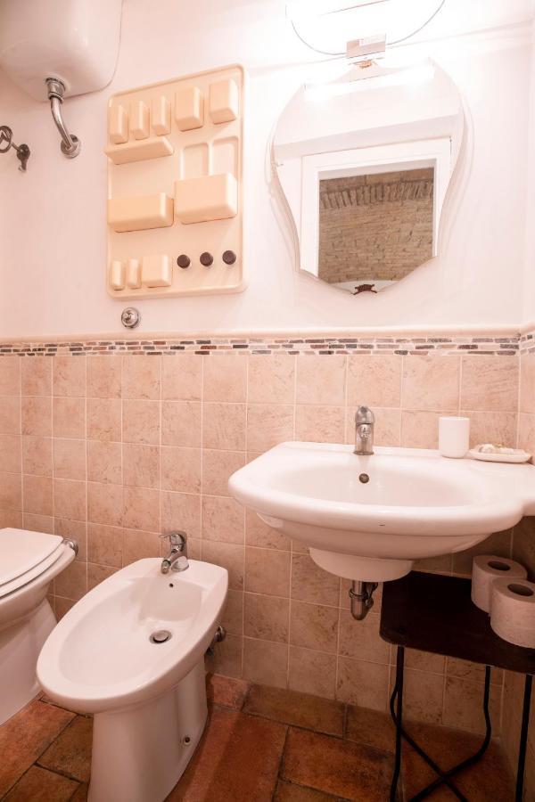Restart Accommodations Balestra Rome Bagian luar foto